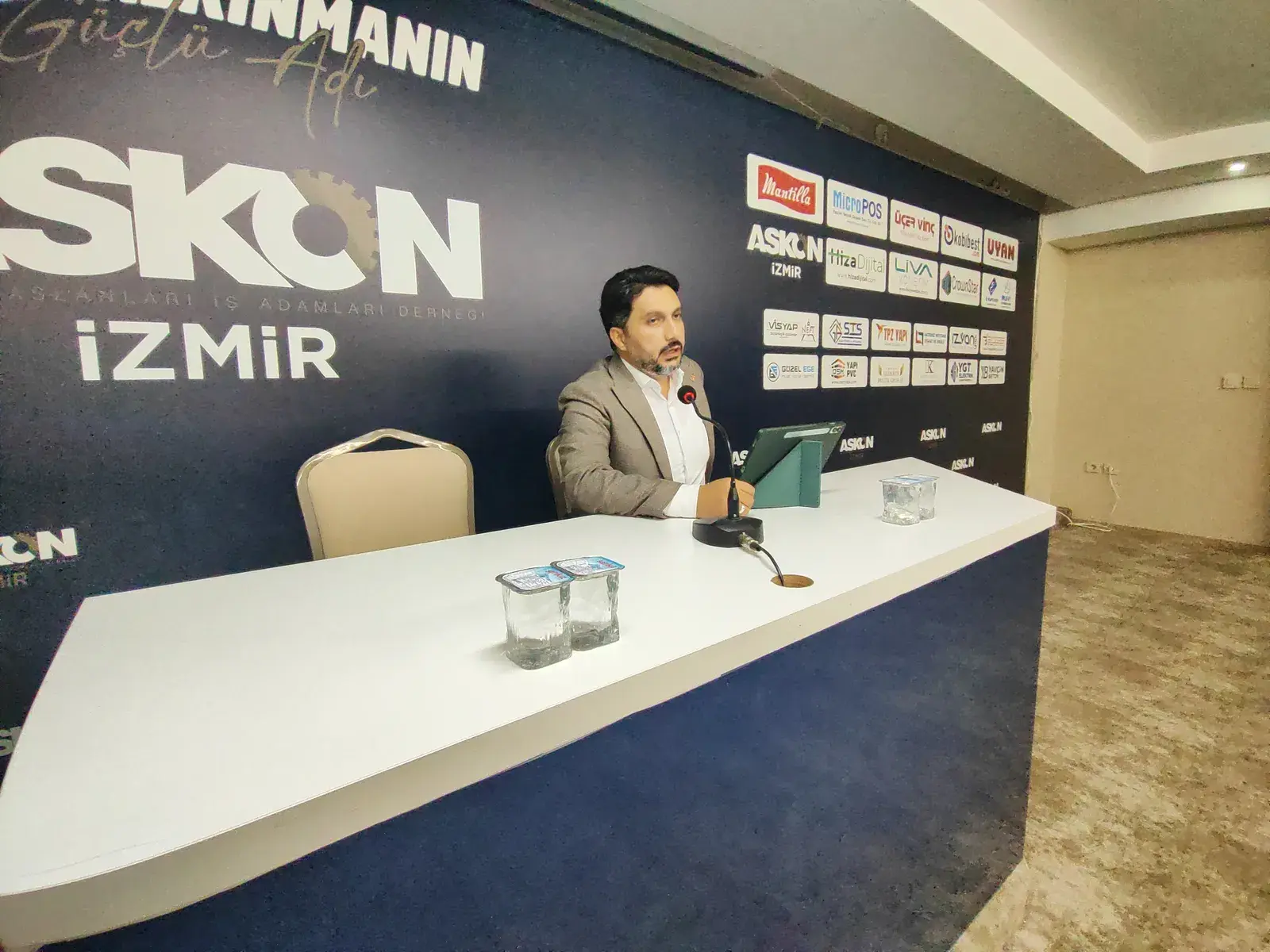 ASKON İzmir — Muhammed Hoca Semineri, 8. kare