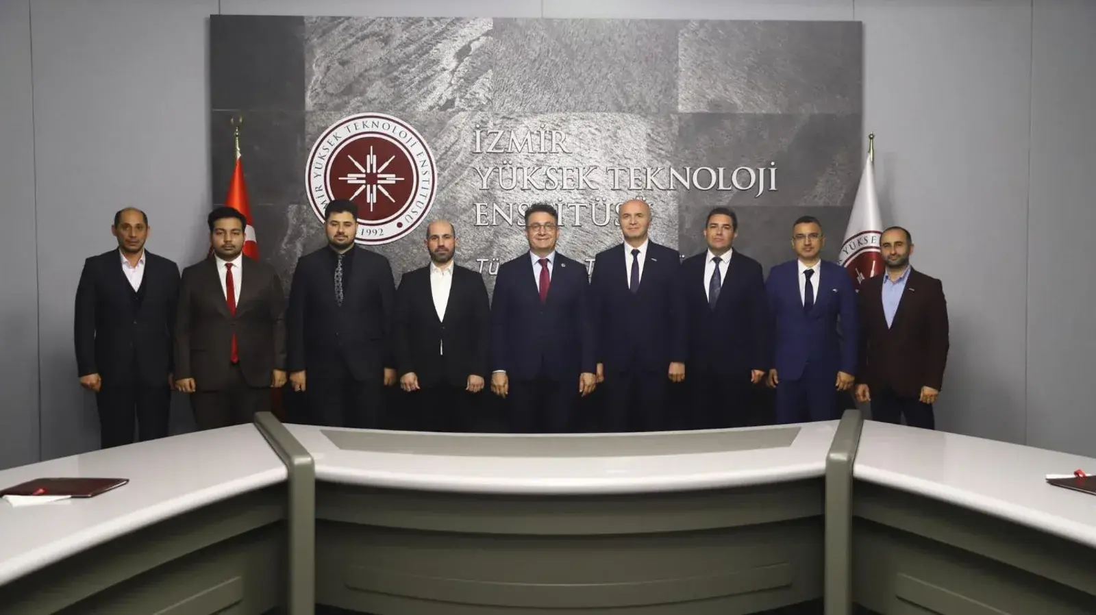 ASKON İzmir yönetim kurulunun İzmir Yüksek Teknoloji Enstitüsü ziyareti