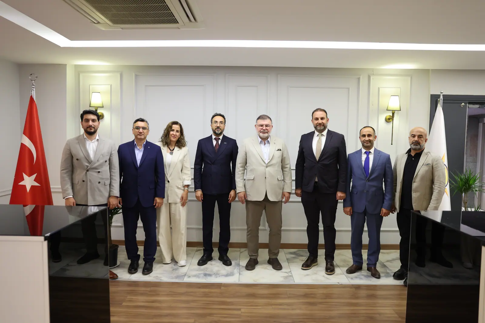 ASKON İzmir’den Üyemiz Mehmet Alkan’a Hayırlı Olsun Ziyareti — 6. kare