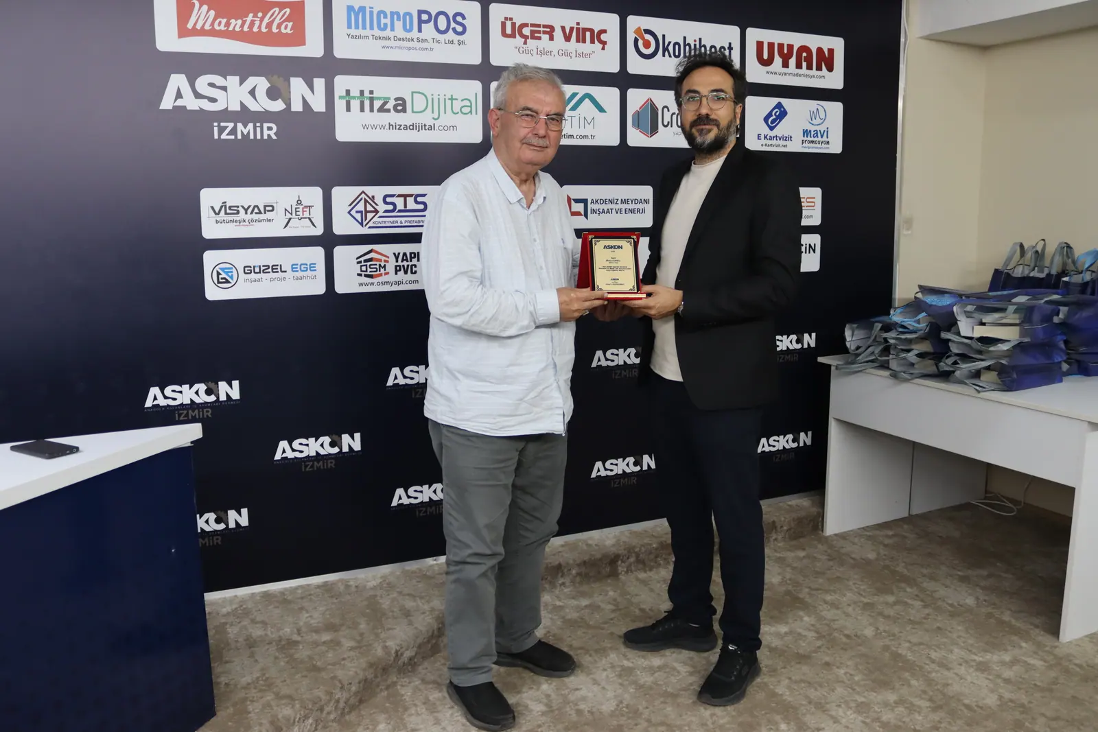 Asrı Saadet Işığında Günümüz Meselelerine Bakış — 14. kare